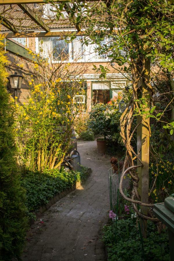 B&B Aan Het Park Eindhoven Luaran gambar