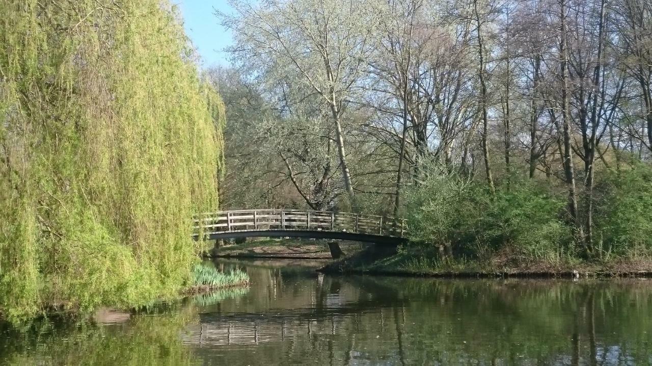 B&B Aan Het Park Eindhoven Luaran gambar
