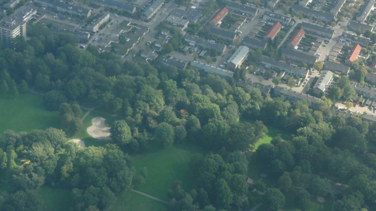 B&B Aan Het Park Eindhoven Luaran gambar