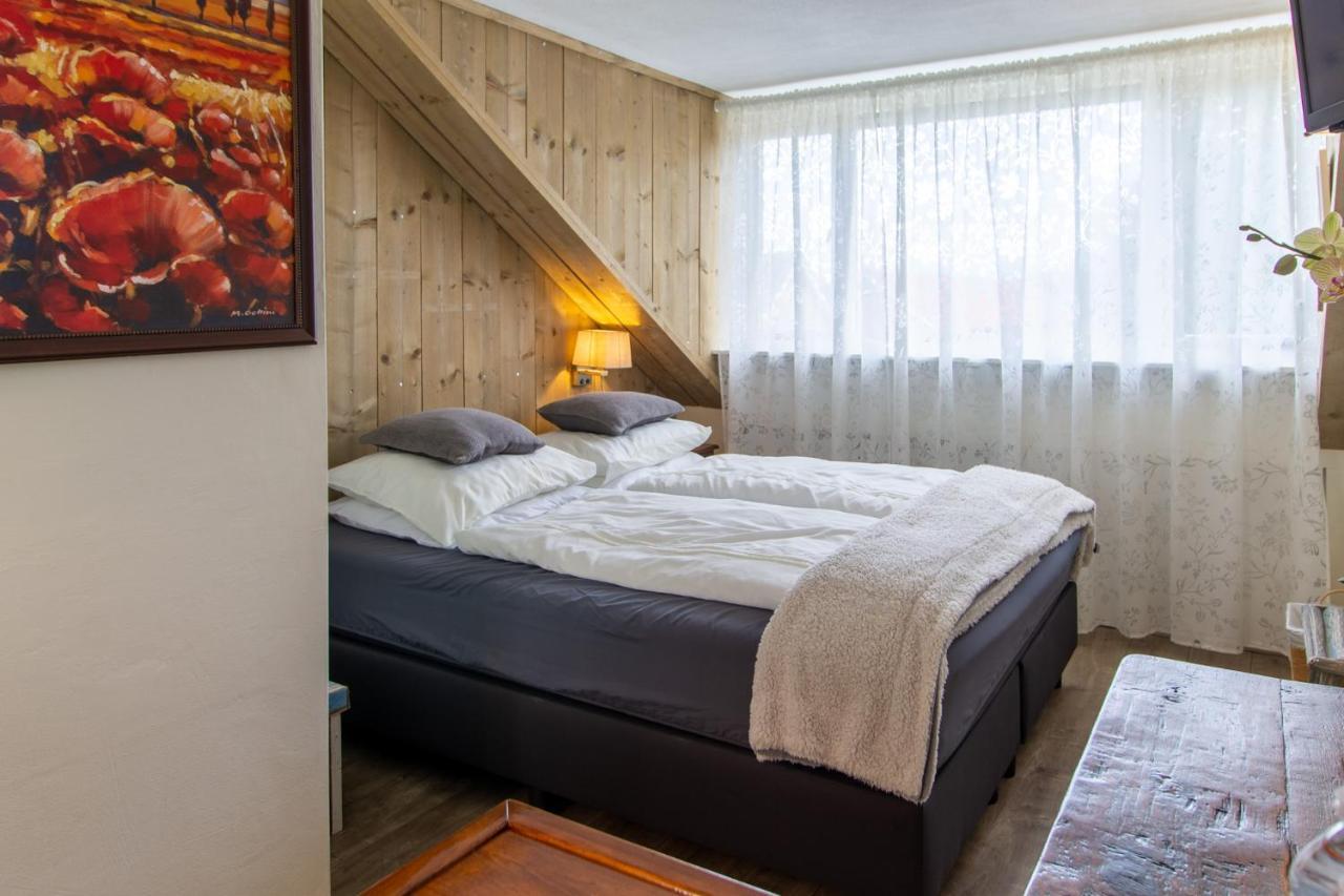B&B Aan Het Park Eindhoven Luaran gambar
